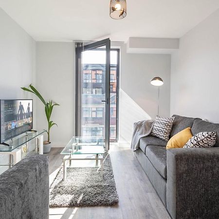 New Build - 2 Bed Snug Modern Apartment - Juliet Balcony - Roof Top Terrace - Digbeth, Birmingham City Centre - Free Netflix & Smart Tv Eksteriør bilde