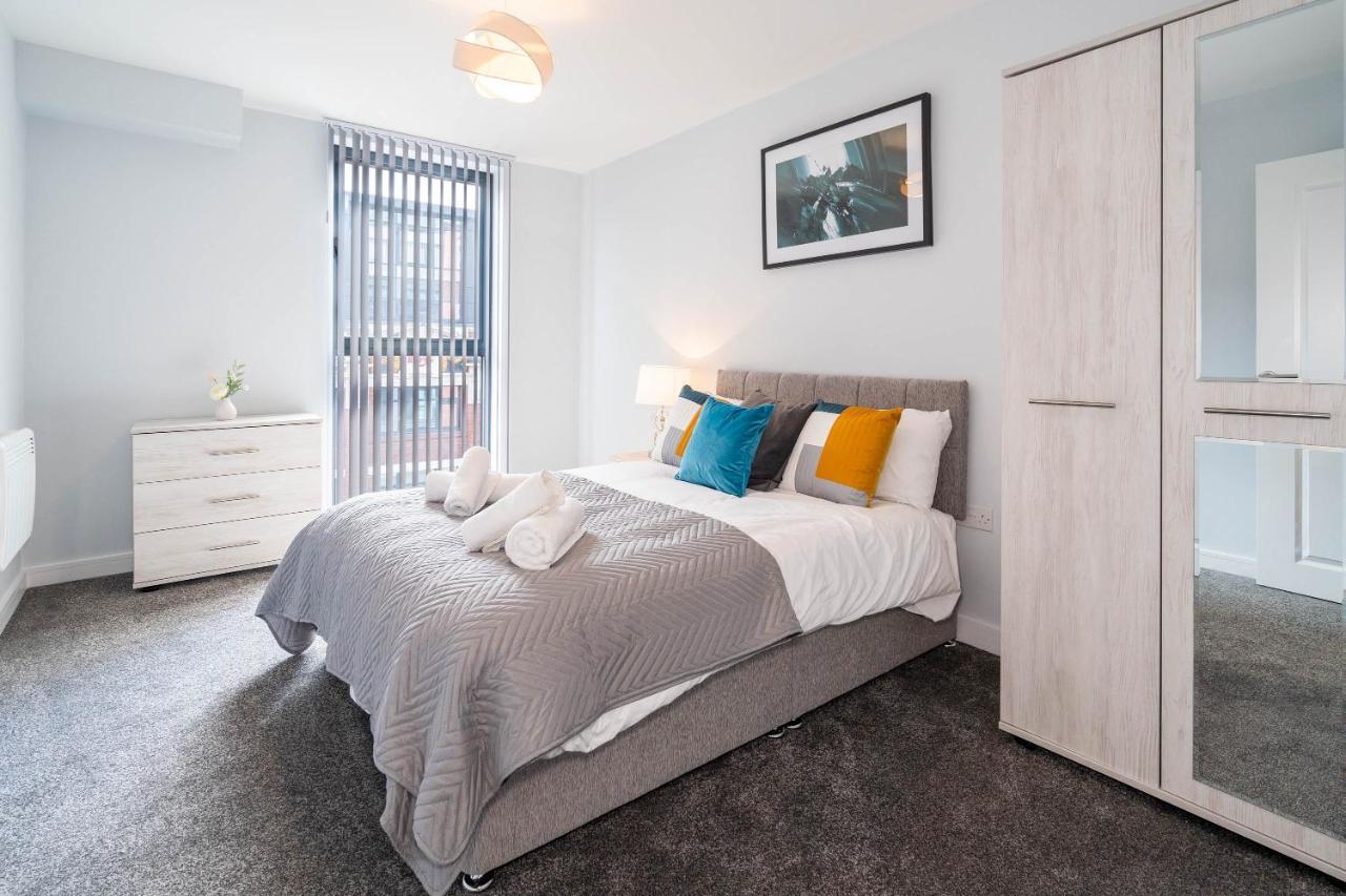 New Build - 2 Bed Snug Modern Apartment - Juliet Balcony - Roof Top Terrace - Digbeth, Birmingham City Centre - Free Netflix & Smart Tv Eksteriør bilde