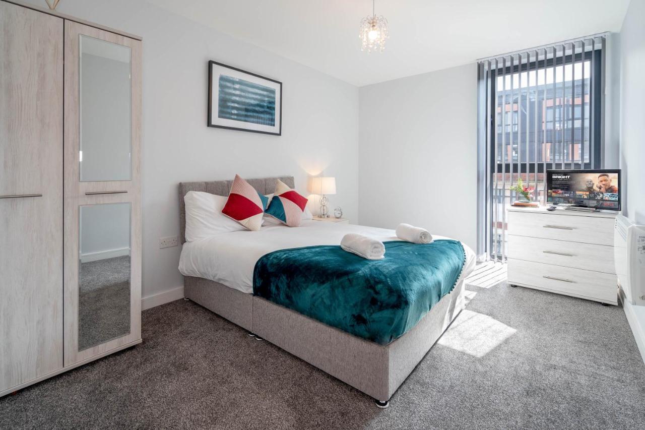 New Build - 2 Bed Snug Modern Apartment - Juliet Balcony - Roof Top Terrace - Digbeth, Birmingham City Centre - Free Netflix & Smart Tv Eksteriør bilde