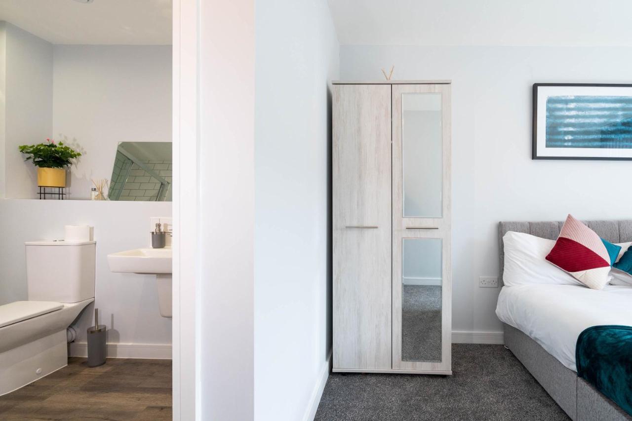 New Build - 2 Bed Snug Modern Apartment - Juliet Balcony - Roof Top Terrace - Digbeth, Birmingham City Centre - Free Netflix & Smart Tv Eksteriør bilde