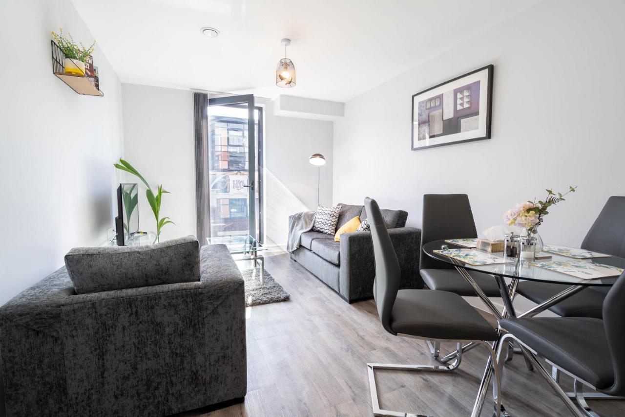 New Build - 2 Bed Snug Modern Apartment - Juliet Balcony - Roof Top Terrace - Digbeth, Birmingham City Centre - Free Netflix & Smart Tv Eksteriør bilde