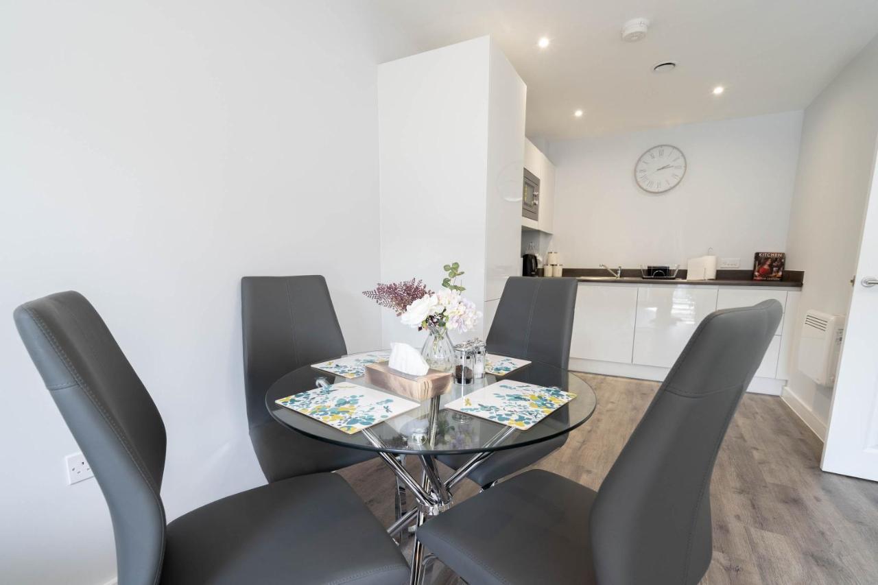 New Build - 2 Bed Snug Modern Apartment - Juliet Balcony - Roof Top Terrace - Digbeth, Birmingham City Centre - Free Netflix & Smart Tv Eksteriør bilde